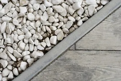 Contrasting outdoor textures