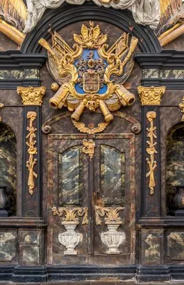 Baroque door golden coat of arms royal decor