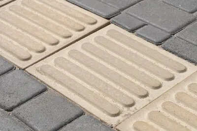 Contrasting outdoor textures