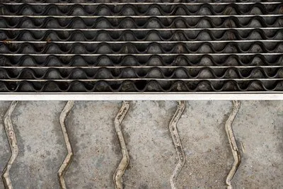 Contrasting outdoor texture design
