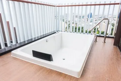 Jacuzzi on the terrace